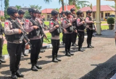 Polda Bengkulu Kerahkan 14 Personel Brimob ke Seluma untuk Pertebal Patroli Kamtibmas