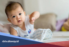 Milestone Bayi 0–12 Bulan: Yuk, Kenali Tahap Tumbuh Kembang Si Kecil