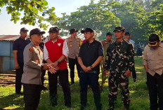 Program Radin Inten Asri, Korem 041 Gamas Bengkulu Bersama Forkopimda Bersihkan Pantai Panjang