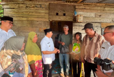 Walikota Bengkulu Temui Langsung Penerima Program Bedah Rumah