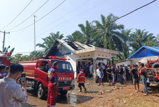 Giliran Rumah di Taba Tembilang Arga Makmur Terbakar, Api Berhasil Dipadamkan Cepat oleh Petugas Damkar