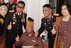 HUT Bhayangkara, 3 Orang Dapat Tumpeng dari Kapolda dan Wakapolda Bengkulu