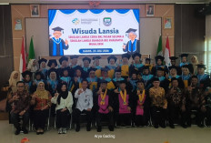 Dukung Ketangguhan Keluarga, Puluhan Lansia Diwisuda DP3AKB Kabupaten Seluma 