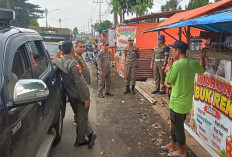 Dagang di Jalan Protokol Kepahiang, Pedagang Taman Kota dan Depan Pemda Siap Pindah