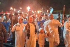 Meriah Sambut Kemenangan, Walikota Bengkulu dan Wawali Pimpin Pawai Obor 