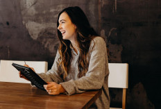 Full Senyum, 3 Zodiak Ini Diramalkan Bakal Sukses Karier dan Bisnis di Maret 2026