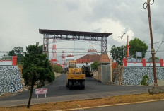 Persiapan MTQ Tingkat Provinsi Bengkulu ke-37, Panggung Mulai Dipasang dan Jalan Baru Masjid Agung di Hotmix