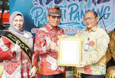 Walikota Bengkulu Terima Sertifikat Hak Cipta Tagline ‘Camkoha’, Segera Dibangun Tugu Ikonik Camkoha