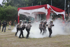 Polres Mukomuko Gelar Latihan SISPAMKOTA Persiapan Pilkades Serentak