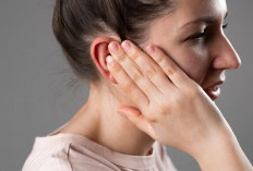 Telinga Kanan Tiba-tiba Berdenging, Pertanda Apa? Ini Artinya Menurut Primbon Jawa