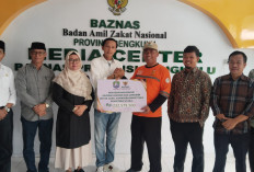 Bupati Kaur Antar Bantuan untuk Bencana Sumatera Hasil Penggalangan Warga Kaur 