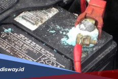 Cara Mudah Menghilangkan Jamur atau Kerak Putih di Kepala Aki Mobil 