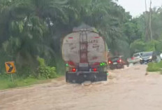 Jalan Lintas Bengkulu-Manna di Desa Air Latak Terendam Banjir Mulai Surut dan Berangsur Normal