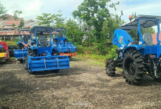 Petani di Seluma Sumringah Dapat 11 Unit Traktor dan 4 Unit Rotavator dari Kementan RI