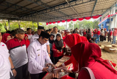 Walikota Bengkulu Dedy Wahyudi Buka Bazar Murah di Bentiring untuk Tekan Laju Inflasi