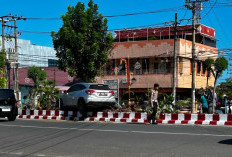 Diduga Sopir Ngantuk dan Lapar, Mobil Honda HRV di Kota Bengkulu Naik ke Atas Median Jalan