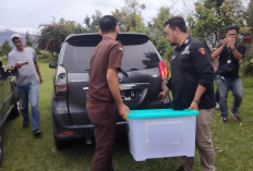 Jaksa Sita 20 Dokumen dari Hasil Geledah Rumah Mewah Bando Amin Mantan Bupati Kepahiang