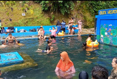 Liburan Akhir Pekan di Pemandian Suban Air Panas Rejang Lebong