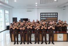 Datangi Kejari Seluma, Kajati Bengkulu Ingatkan Pentingnya Menjaga Profesionalisme