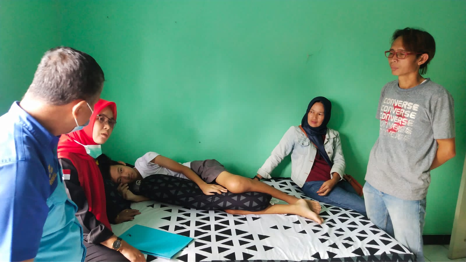 Pelajar Penderita Tumor Asal Seluma Timur Dirujuk Ke Palembang